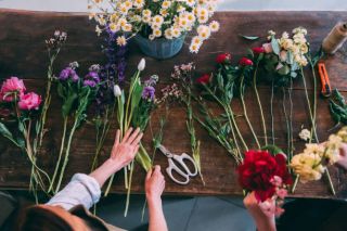 Kurs florystyczny od podstaw LIPIEC 2025 Kurs florystyczny od podstaw LIPIEC 2025
