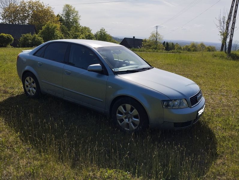Audi  A4B6 1.9 Tdi  130 km 6 Biegów,Navi,Nagłosnienie BOSE - zdjęcie 6