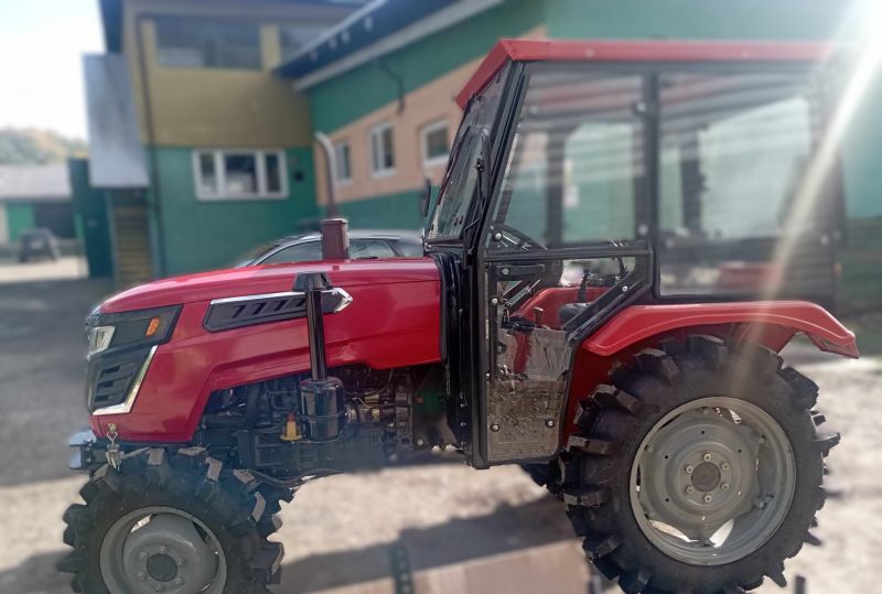 Ciągnik, traktor 50kM napęd 4X4 - zdjęcie 2