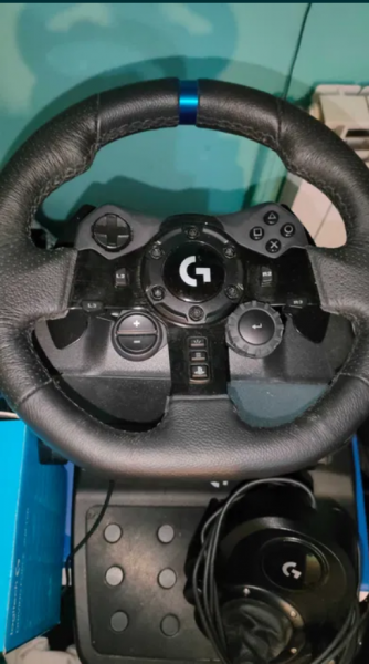 Logitech G923 PlayStation/PC z Shifter'em + Gwarancja - zdjęcie 1