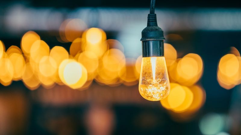 Specjalista ds. sprzedaży energii elektrycznej i gazu - zdjęcie 1
