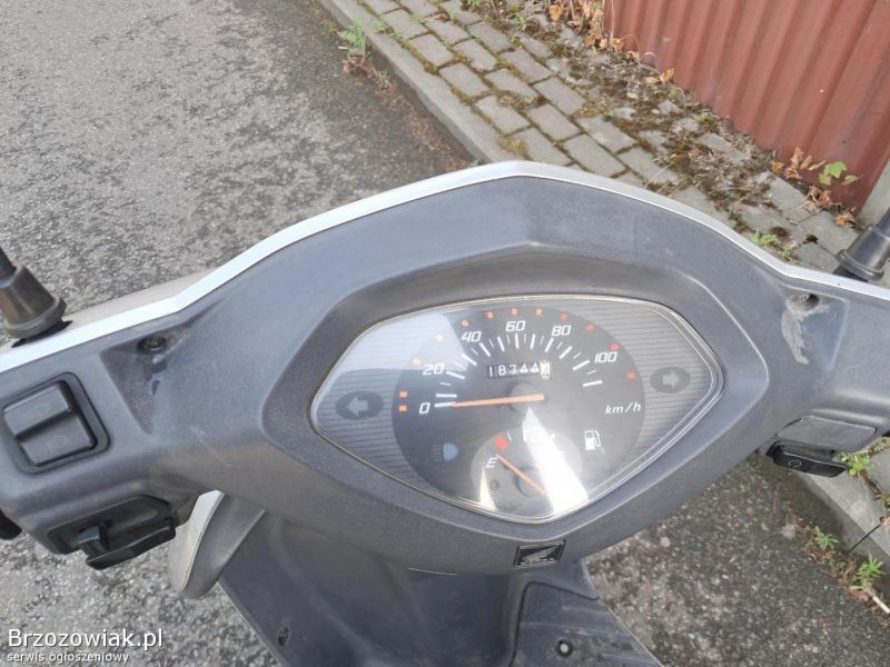  Sprzedam Skuter Honda Lead 2005 Rok - zdjęcie 2