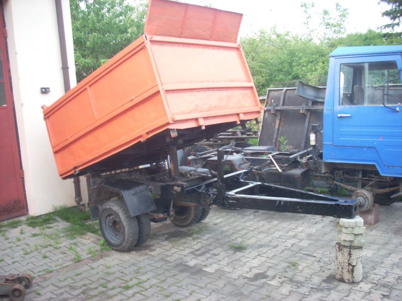 Przyczepa wywrotka - zdjęcie 1