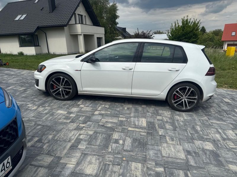 Volkswagen Golf GTI 2.0 TSI Performance DSG DQ250 – 2017 r. - zdjęcie 1