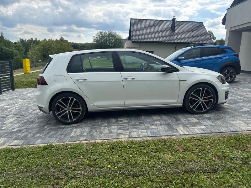 Volkswagen Golf GTI 2.0 TSI Performance DSG DQ250 – 2017 r. - zdjęcie 2