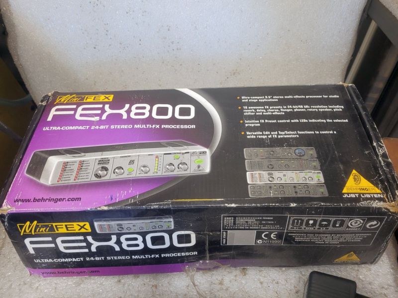 Behringer FEX800 Multiefekt procesor kamera pogłosowa echo - zdjęcie 3