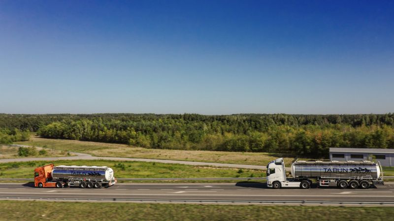 Transport cysterny - substancje, ładunki płynne, chemikalia i ADR - zdjęcie 1