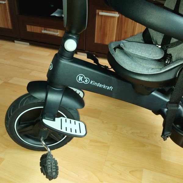 Rowerek trójkołowy Kinderkraft Easytwist  - zdjęcie 3