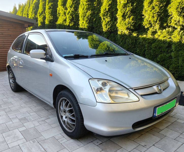 Honda Civic 1.6 110 KM v-tec hatchback 3D benzyna - zdjęcie 1