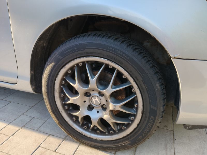 Honda Civic 1.6 110 KM v-tec hatchback 3D benzyna - zdjęcie 6